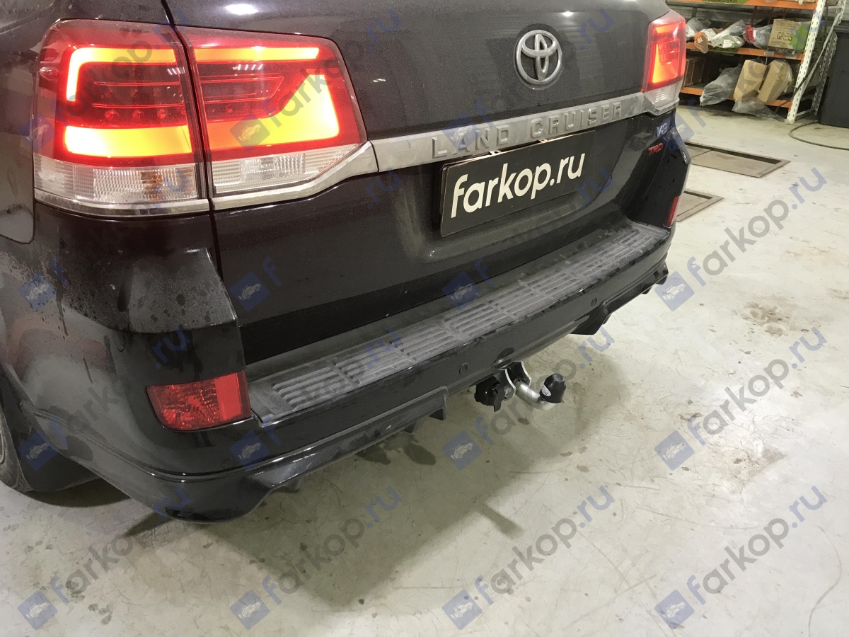 Фаркоп Galia для Toyota Land Cruiser J200 2008- T070A в 